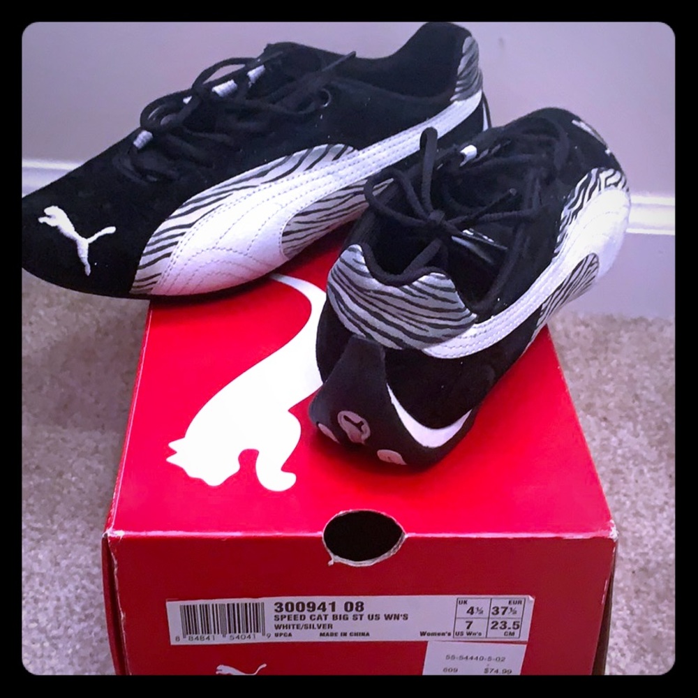 Sneakers
